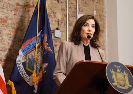 Artificial intelligence transparency law in New York affecting advertising and digital communications