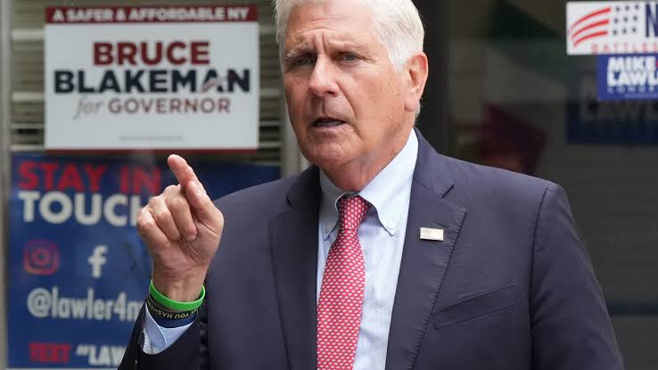 Bruce Blakeman discusses AI-generated campaign advertisements during New York's 2026 gubernatorial campaign.