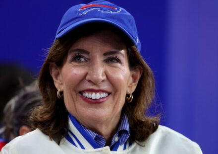 Kathy Hochul campaign finance and cash on hand ahead of the 2026 New York election